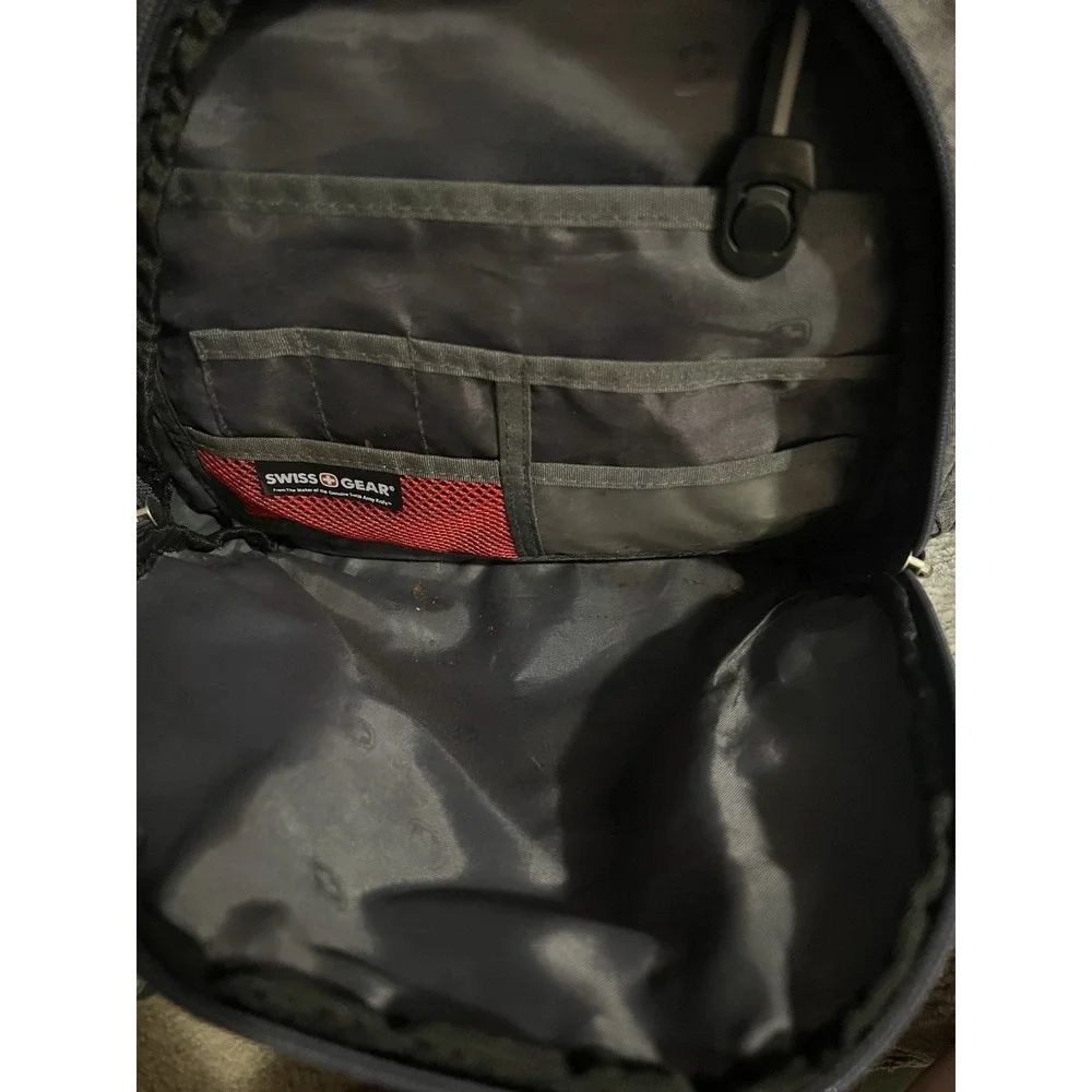 SwissGear 1900 ScanSmart Backpack - fits up to 17